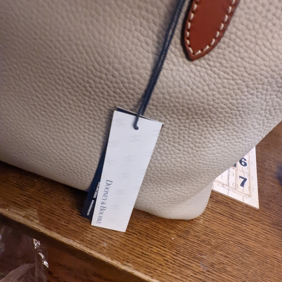 Dooney & Bourke Tan Leather Purse - Picture 5 of 13